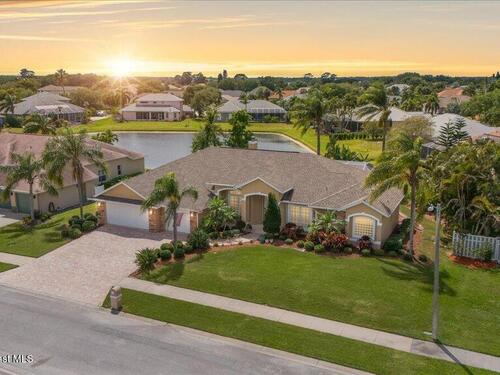 831 Woodbine Drive, Merritt Island, FL 32952