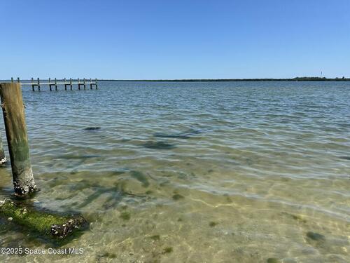 4 Vip Island, Grant, FL 32949