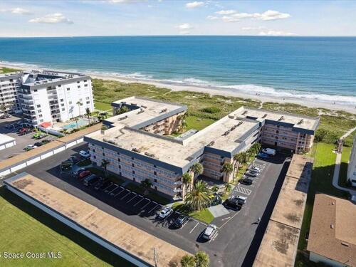5 Sunflower Street, Cocoa Beach, FL 32931
