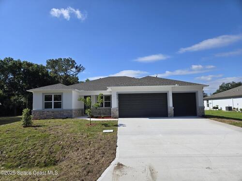 874 Horizon Road SE, Palm Bay, FL 32909