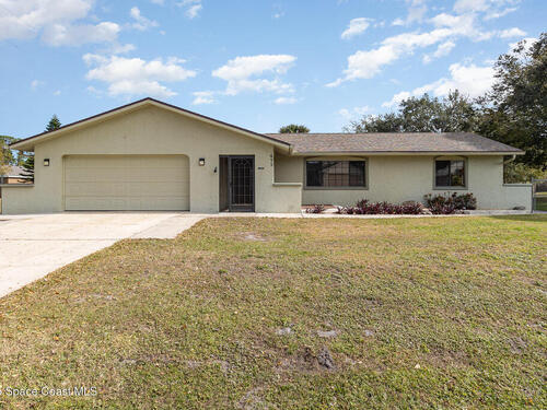 471 Booker Avenue SE, Palm Bay, FL 32909