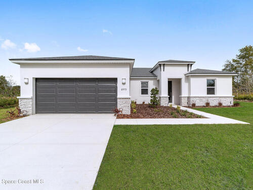 591 Harrisburg Street SW, Palm Bay, FL 32908