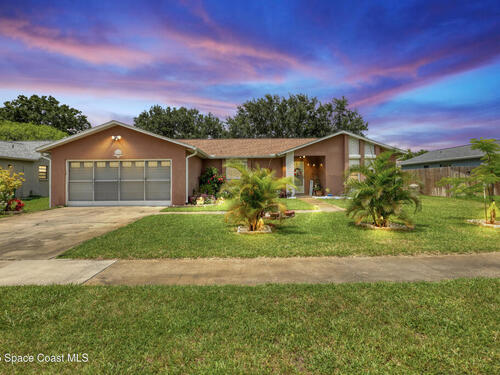 178 Cinnamon Lake Circle, Melbourne, FL 32901
