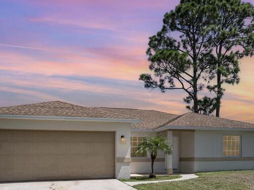 243 Gaspar Street SW, Palm Bay, FL 32908