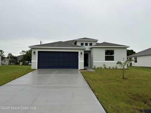 1833 Ashcroft Street NW, Palm Bay, FL 32907