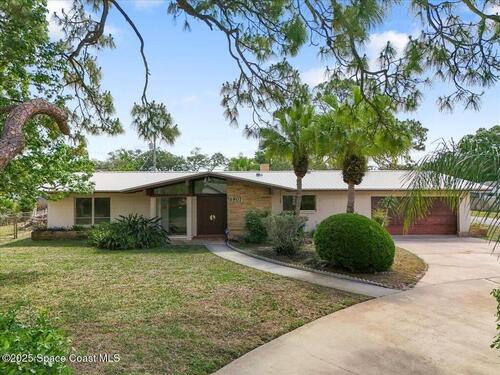 1907 N Carpenter Road, Titusville, FL 32796