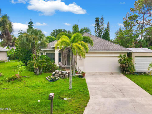 463 Avocado Road NW, Palm Bay, FL 32907