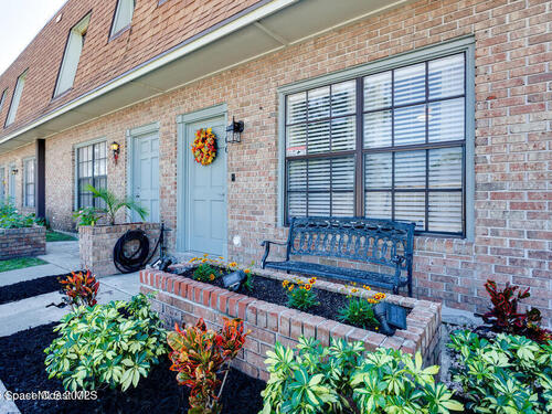 1300 Arlington Lane NE, Palm Bay, FL 32905