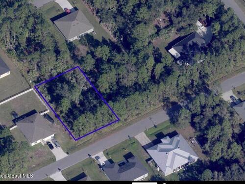 687 Floyd Street SE, Palm Bay, FL 32909