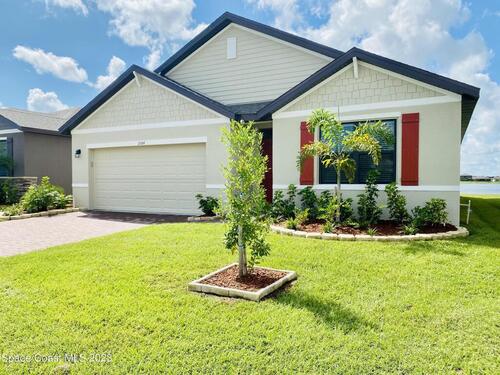 2164 Farmhouse Road SE, Palm Bay, FL 32909