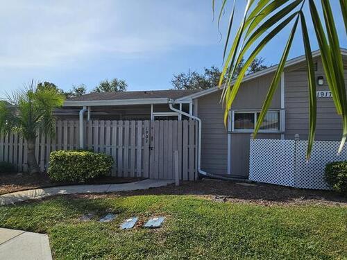 1917 Quail Ridge Court, Cocoa, FL 32926