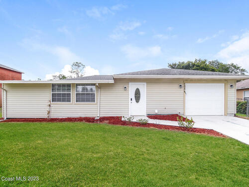 1054 Fairplay Avenue NW, Palm Bay, FL 32907