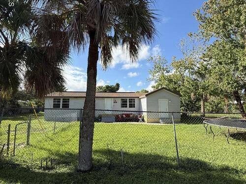 1685 Savana Drive, Merritt Island, FL 32952