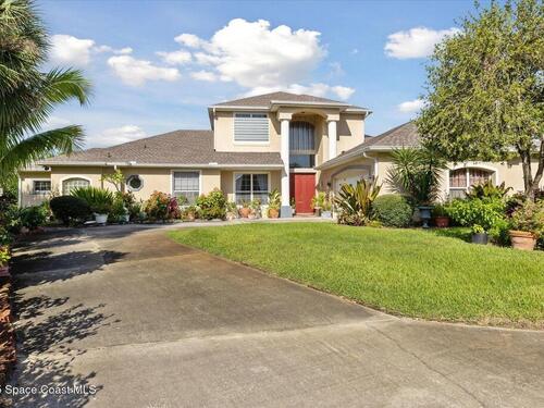 914 Sierra Place NE, Palm Bay, FL 32907