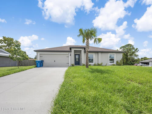 1602 Saladino Street SE, Palm Bay, FL 32909