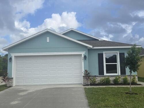 581 SW Richmond Circle, Palm Bay, FL 32908