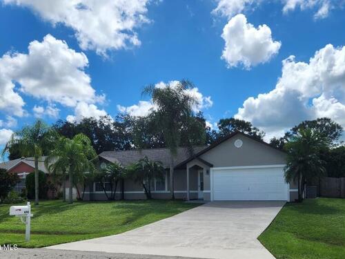 650 Koutnik Road SE, Palm Bay, FL 32909