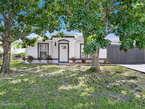 1500 Manzanita Street NW, Palm Bay, FL 32907