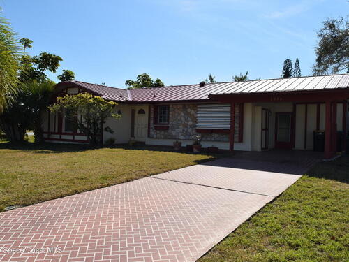 2696 Yalta Street NE, Palm Bay, FL 32905