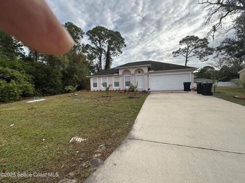 930 SE Sable Circle SE, Palm Bay, FL 32909