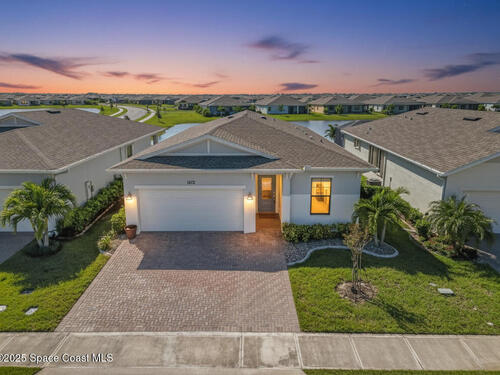 1572 Great Belt Circle, Melbourne, FL 32940