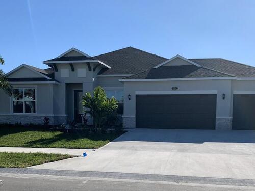 1693 Killian Drive NE, Palm Bay, FL 32905