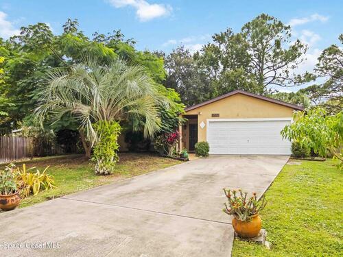 1582 NW Giles Street NW, Palm Bay, FL 32907