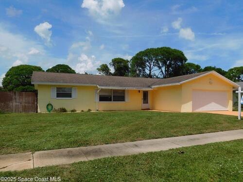 220 Maureen Avenue, Merritt Island, FL 32953