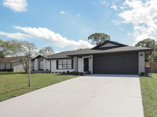 960 Canton Street NW, Palm Bay, FL 32907