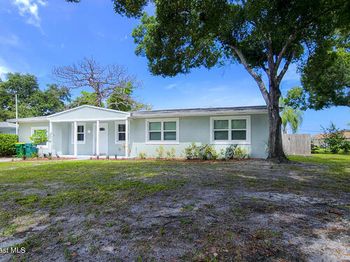 827 Glenmore Circle, Melbourne, FL 32901