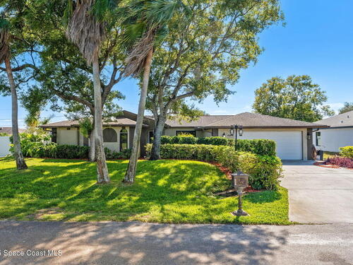 658 Binney Street NE, Palm Bay, FL 32907