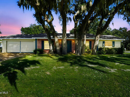 880 Pilgrim Drive, Titusville, FL 32780