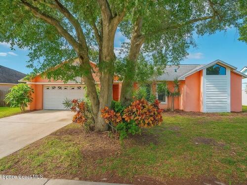 385 Island Oaks Place, Merritt Island, FL 32953