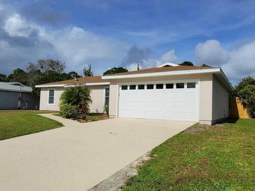 1125 Albion Street NW, Palm Bay, FL 32907