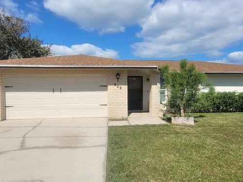 958 Pineland Drive, Rockledge, FL 32955