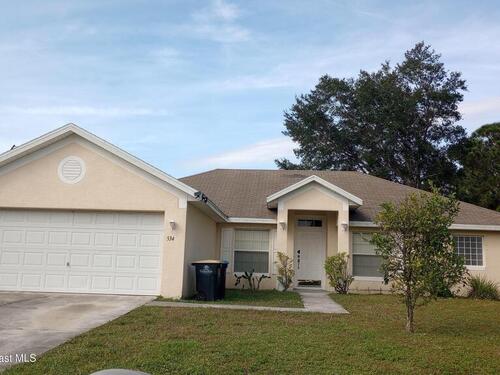 534 White Plains Avenue SW, Palm Bay, FL 32908