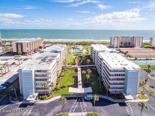 2020 N Atlantic Avenue, Cocoa Beach, FL 32931