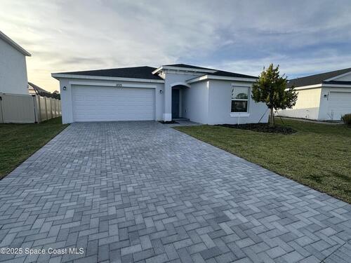 1825 Diablo Circle SW, Palm Bay, FL 32908