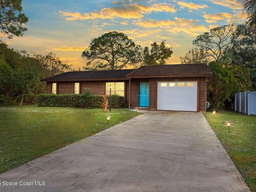 410 Albenga Road NW, Palm Bay, FL 32907