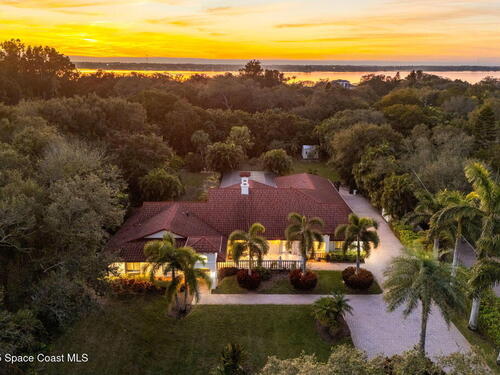 6215 S Tropical Trail, Merritt Island, FL 32952