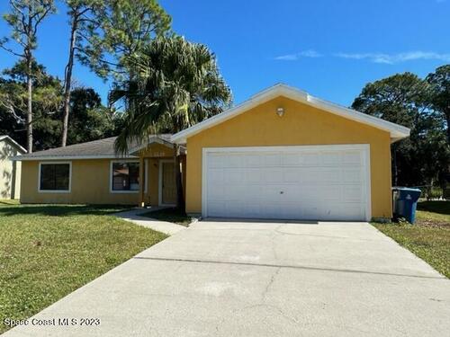 1235 Karlovy Avenue NW, Palm Bay, FL 32907
