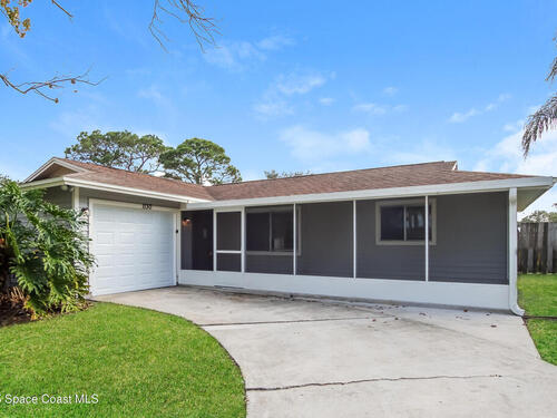 1130 Emerald Road SE, Palm Bay, FL 32909