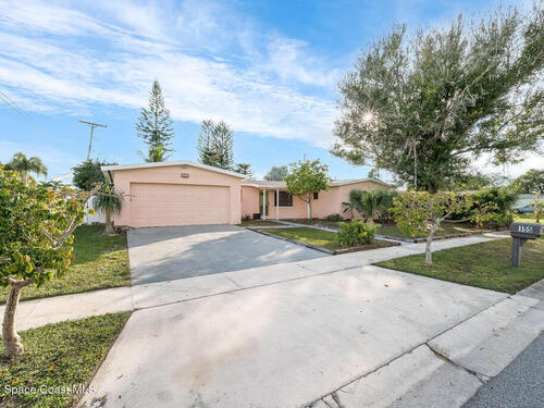 155 Melbourne Avenue, Merritt Island, FL 32953