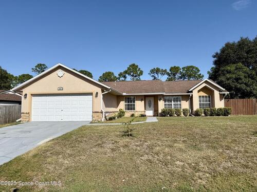 1683 Zaffer Street NW, Palm Bay, FL 32907