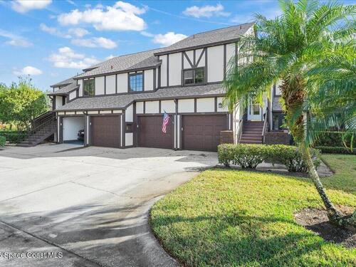 707 Greenwood Manor Circle, West Melbourne, FL 32904