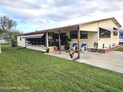 1809 Mango Street NE, Palm Bay, FL 32905