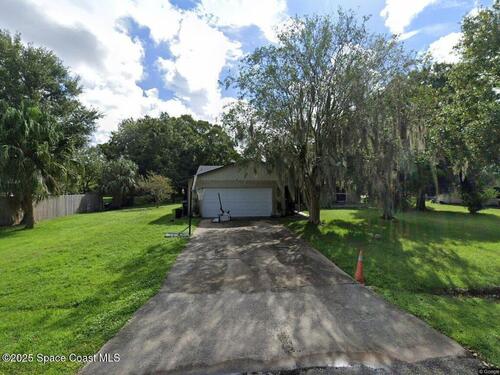 721 Pineda Avenue NE, Palm Bay, FL 32907