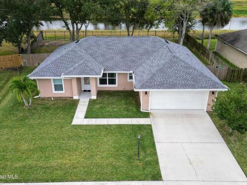 1936 Gloria Circle NE, Palm Bay, FL 32905