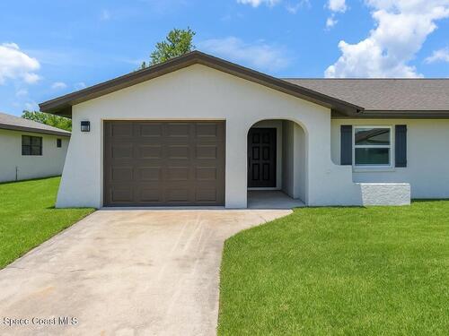 828 Angela Avenue, Rockledge, FL 32955