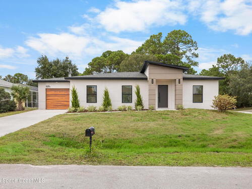 1091 Tolson Street SE, Palm Bay, FL 32909